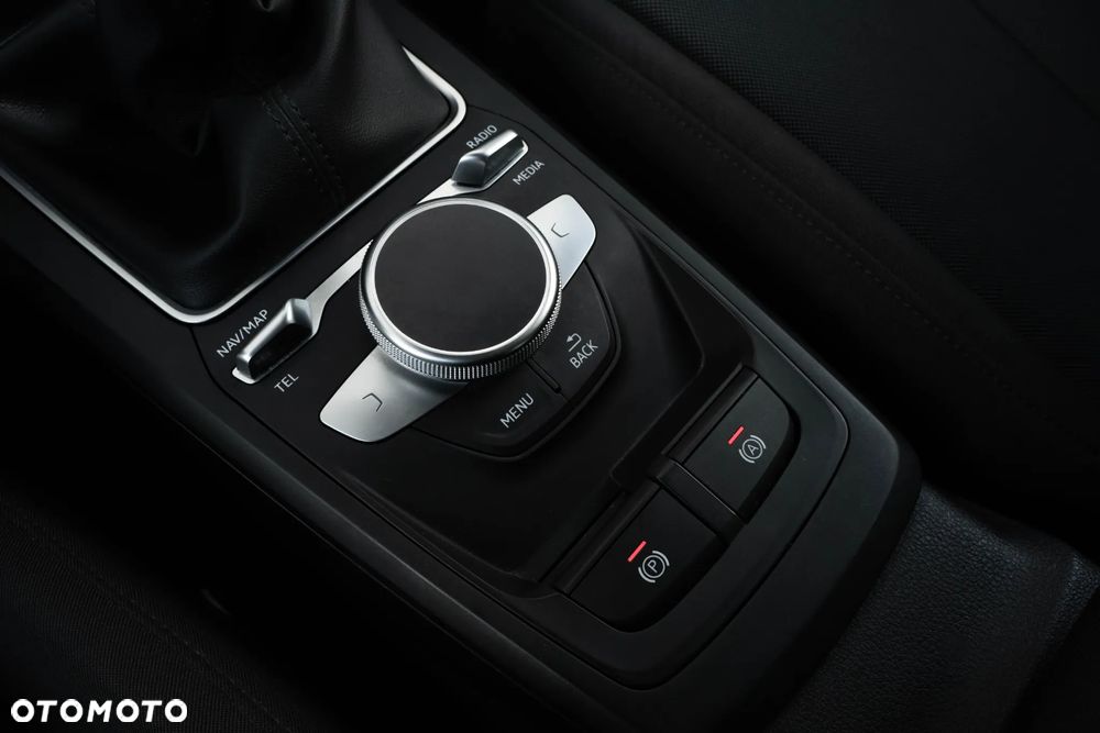 Audi Q2 30 TFSI - 23