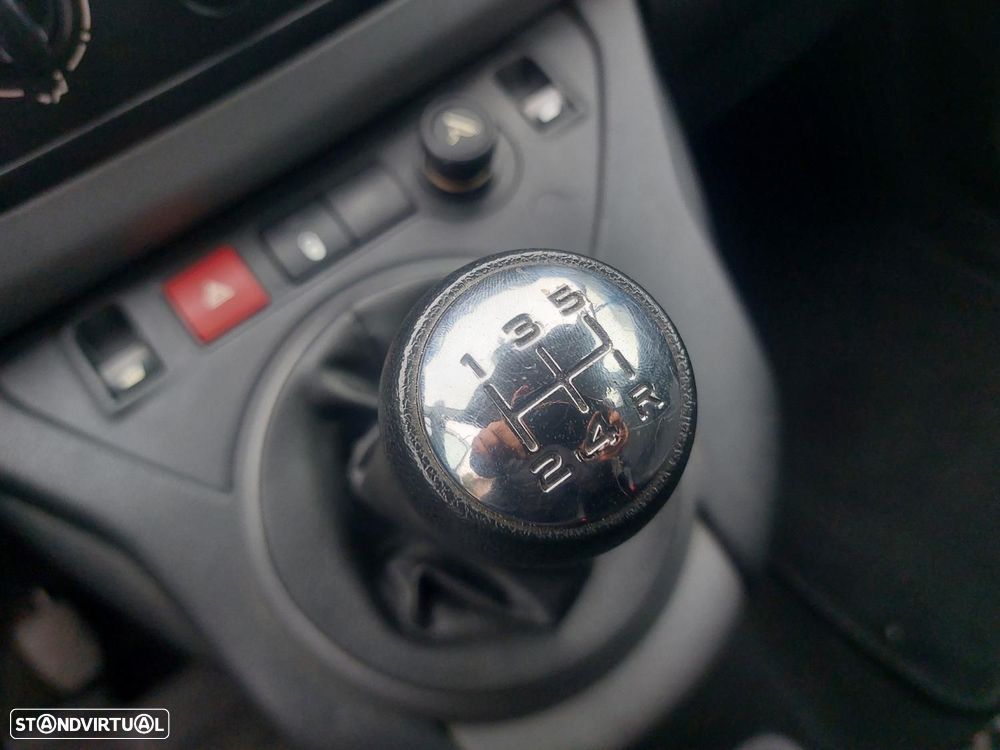 Peugeot Partner 1.6 BlueHDi Style - 30