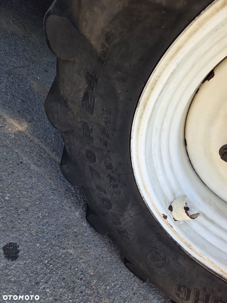 New Holland LM 5060 - 25