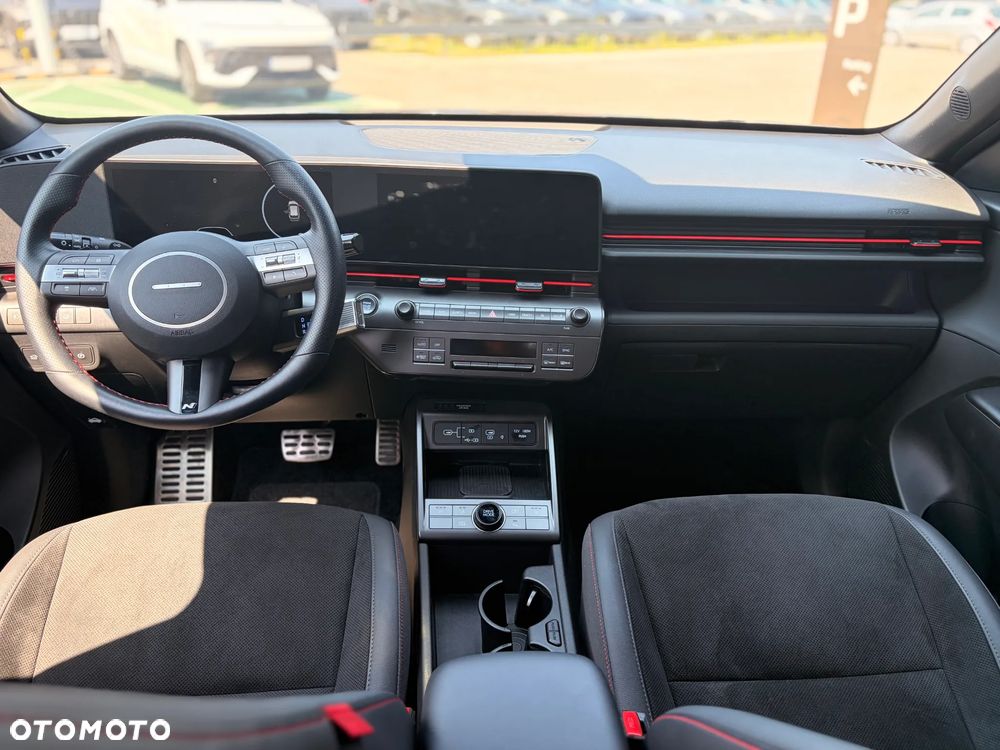 Hyundai Kona - 12