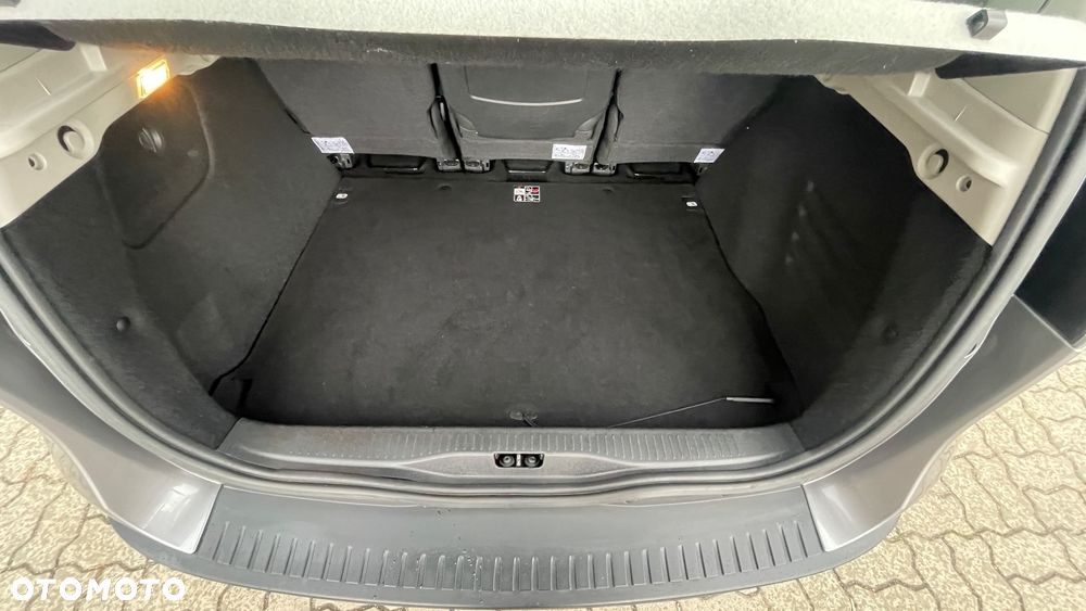 Renault Scenic 1.4 16V TCE Bose Edition - 33