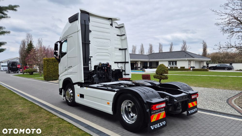 Volvo ///FH///500///2022///1 TURBINA ///JEDYNE 183 TYŚ KM/// GLOBETROTTER///XXL/// KLIMATYZACJA POSTOJOWA/// ZABUDOWY MIĘDZYOSIOWE/// ALUMINIOWE FELGI///FULL LED/// VIRTUAL COCPIT///PEDANTYCZNY  STAN///JAK NOWY - 7