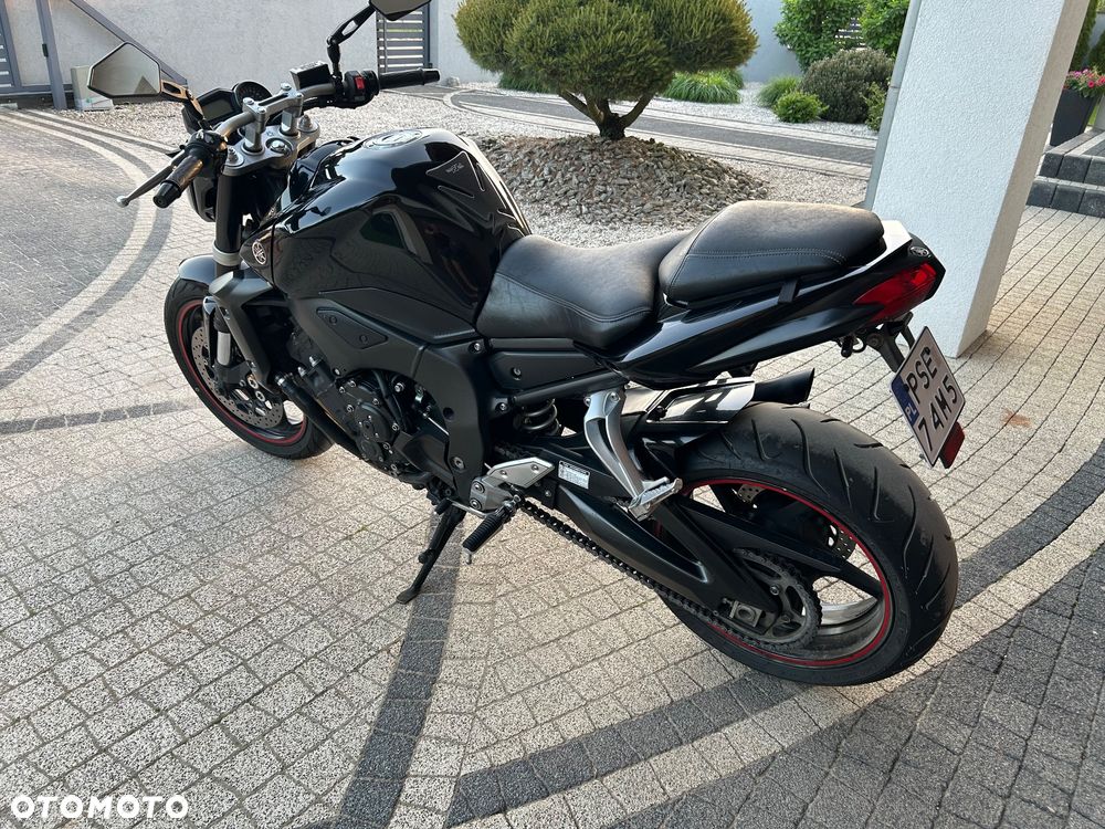 Yamaha FZ - 4