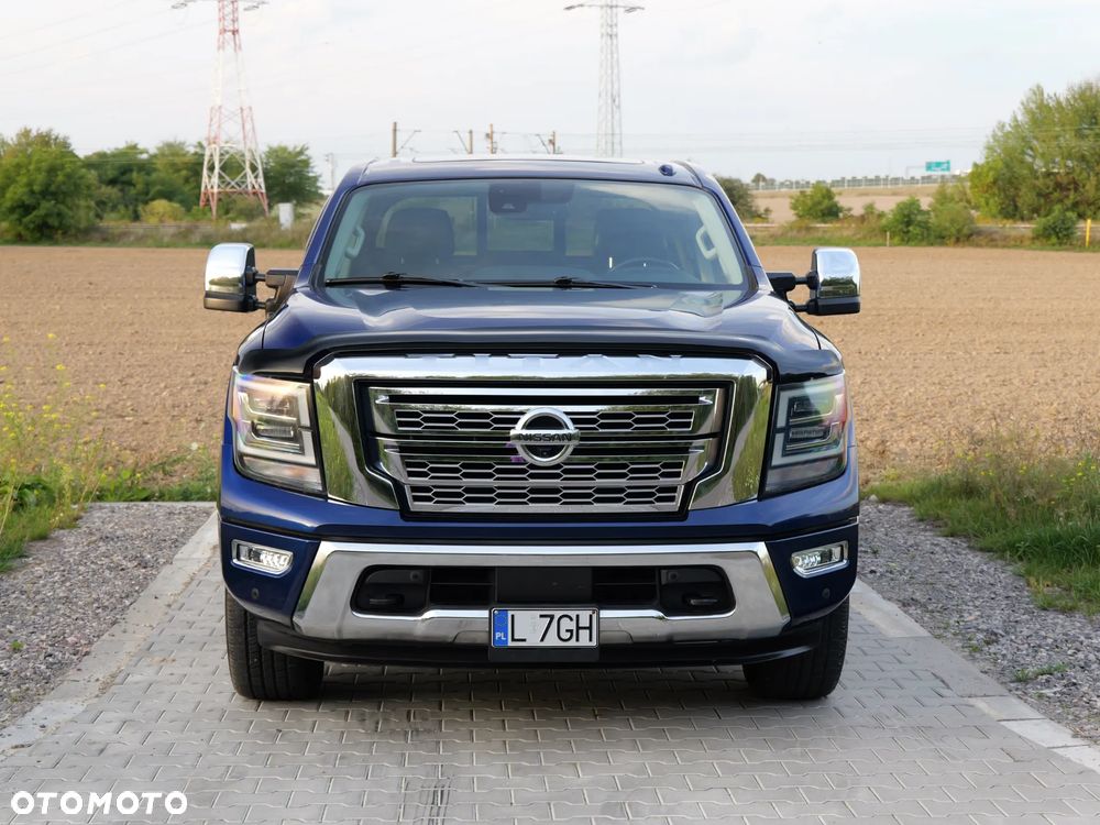 Nissan Titan
