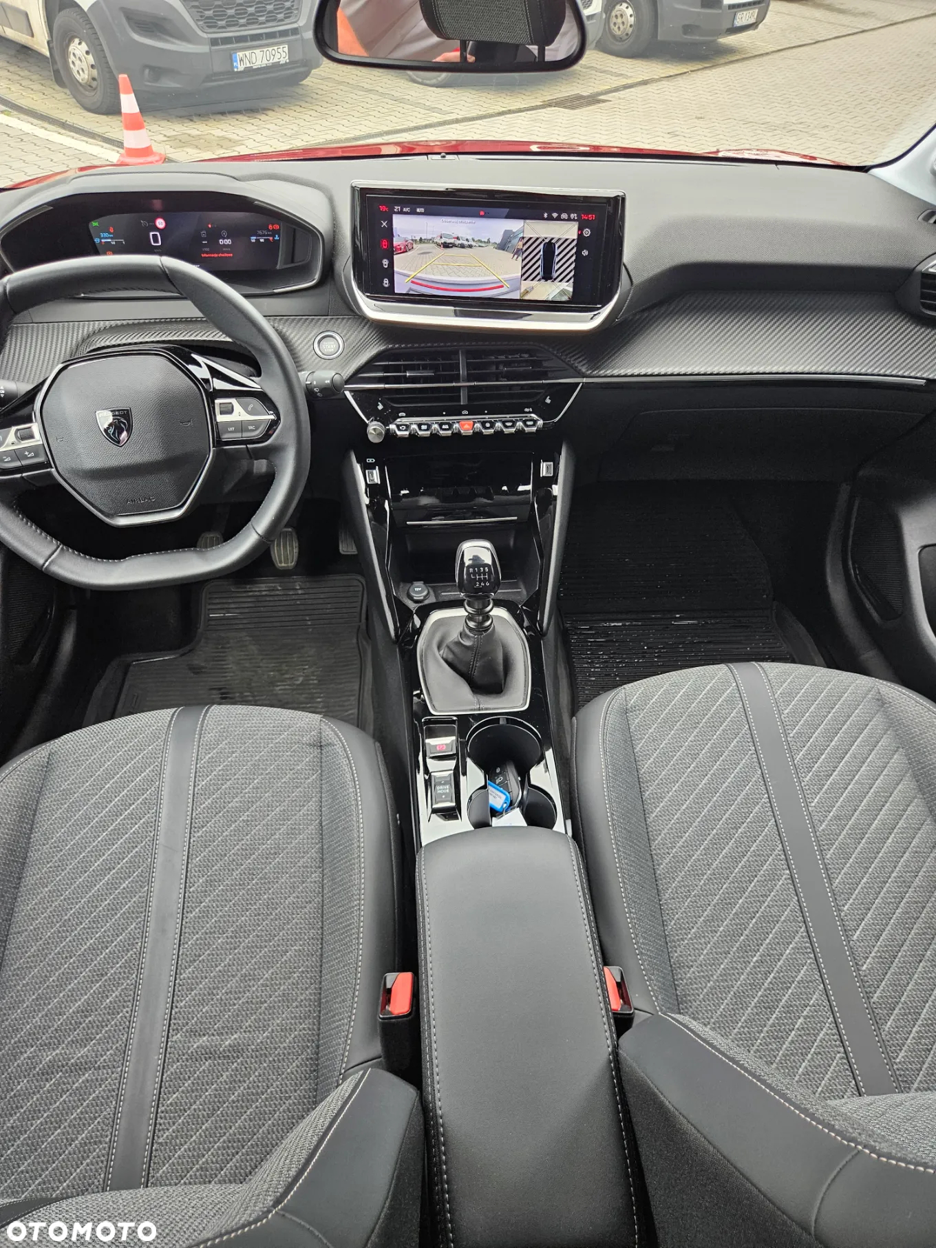 Peugeot 208 1.2 PureTech Allure S&S - 11