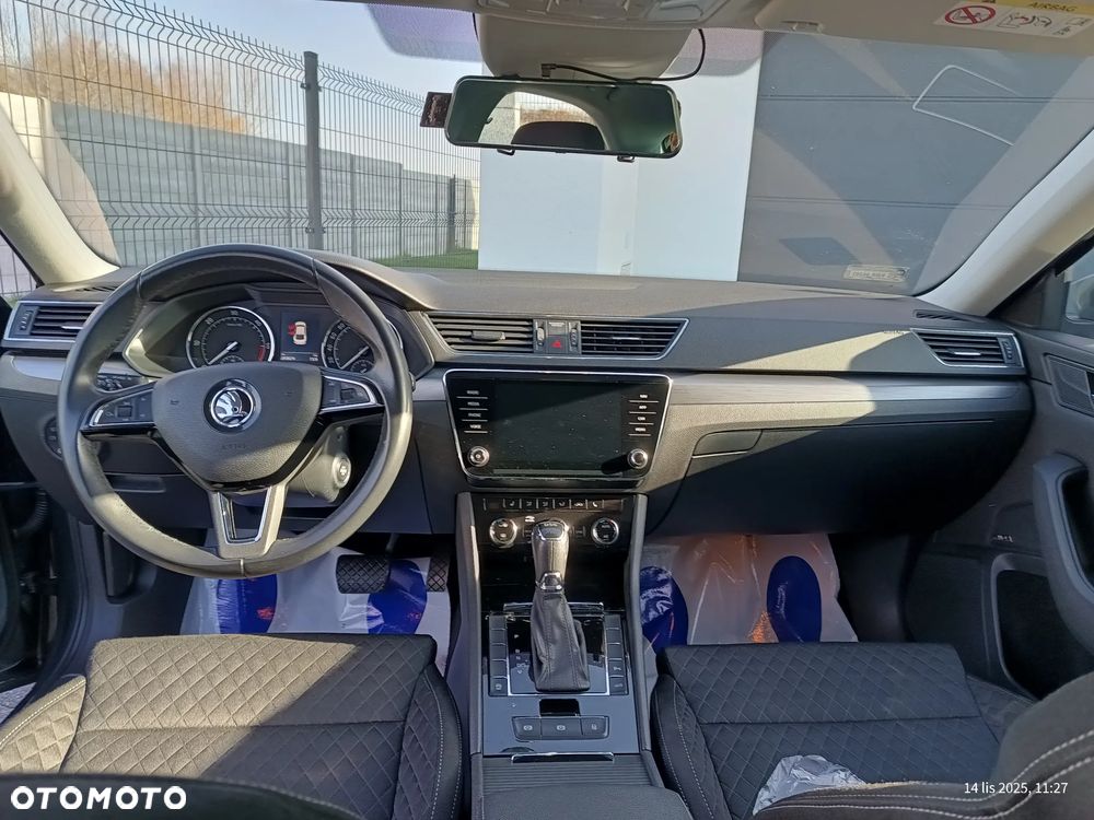 Skoda Superb 2.0 TDI Style DSG7 - 18