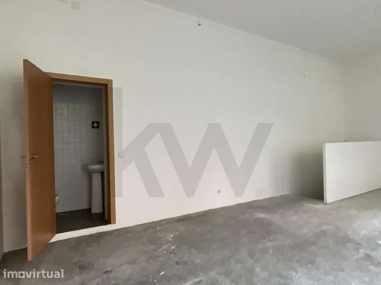 Espaço Comercial em Campo de Ourique - Grande imagem: 3/12