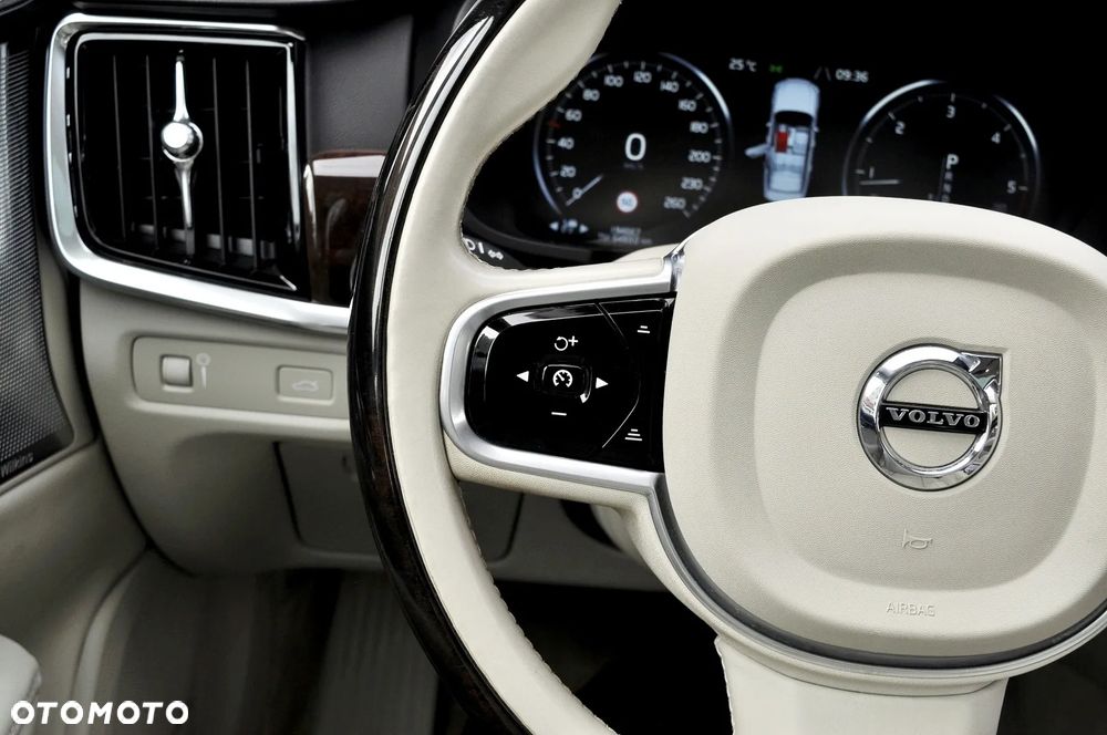 Volvo S90 D4 Inscription - 35