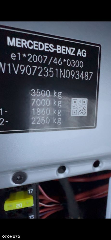 Mercedes-Benz Sprinter - 14