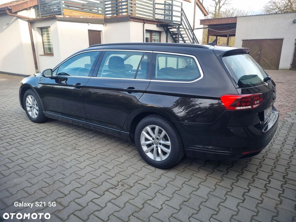 Volkswagen Passat - 6