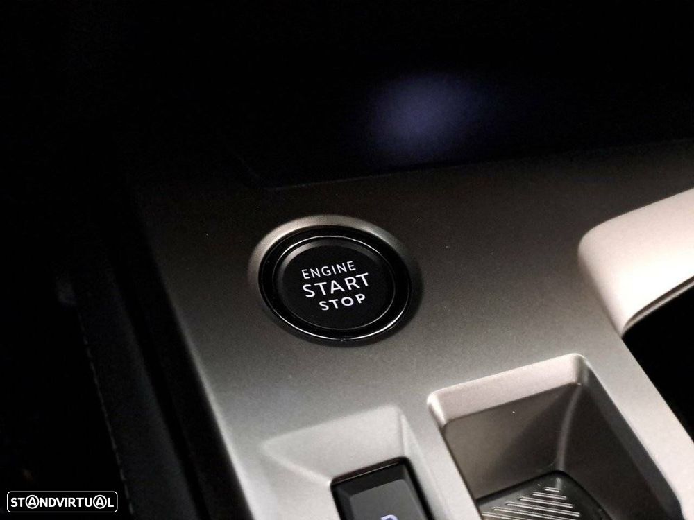 Peugeot 308 1.5 BlueHDi Allure EAT8 - 17