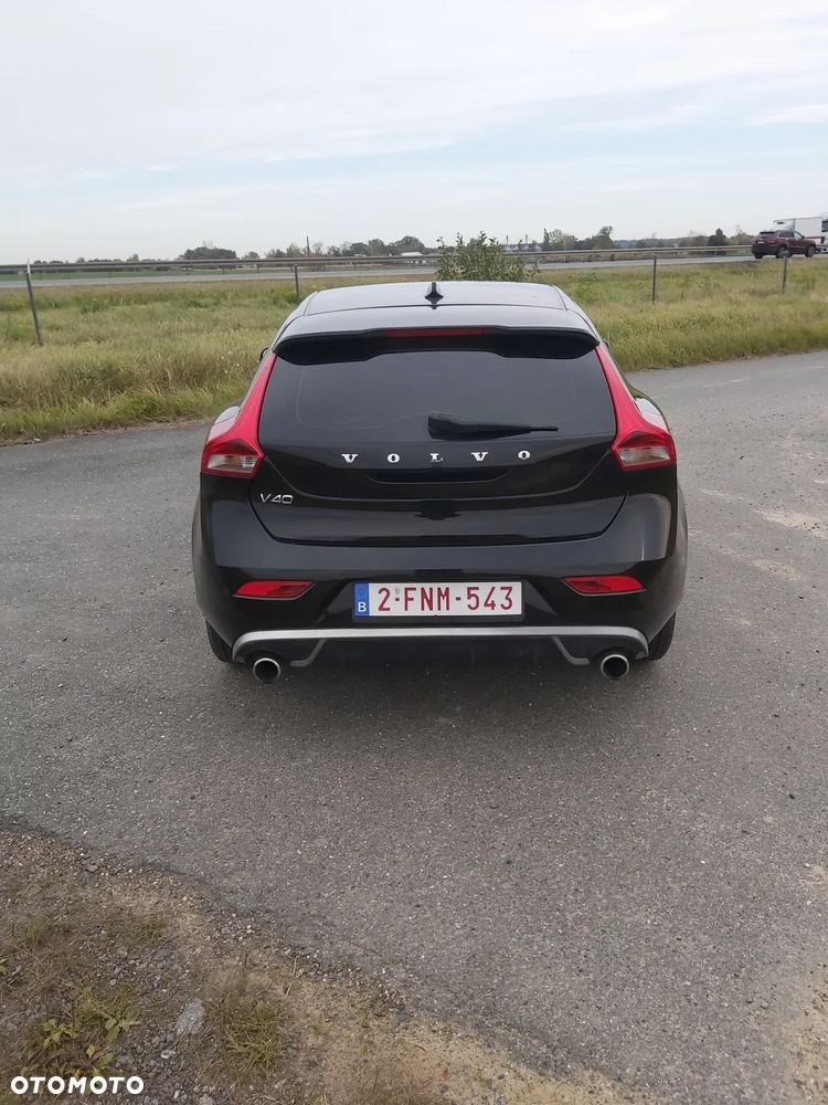 Volvo V40 D2 RDesign - 13