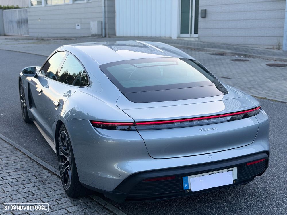 Porsche Taycan Standard - 30