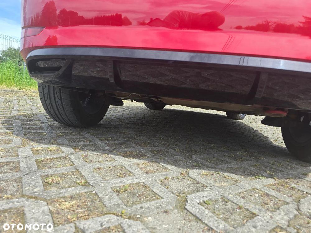 Skoda Fabia 1.0 TSI Monte Carlo - 11