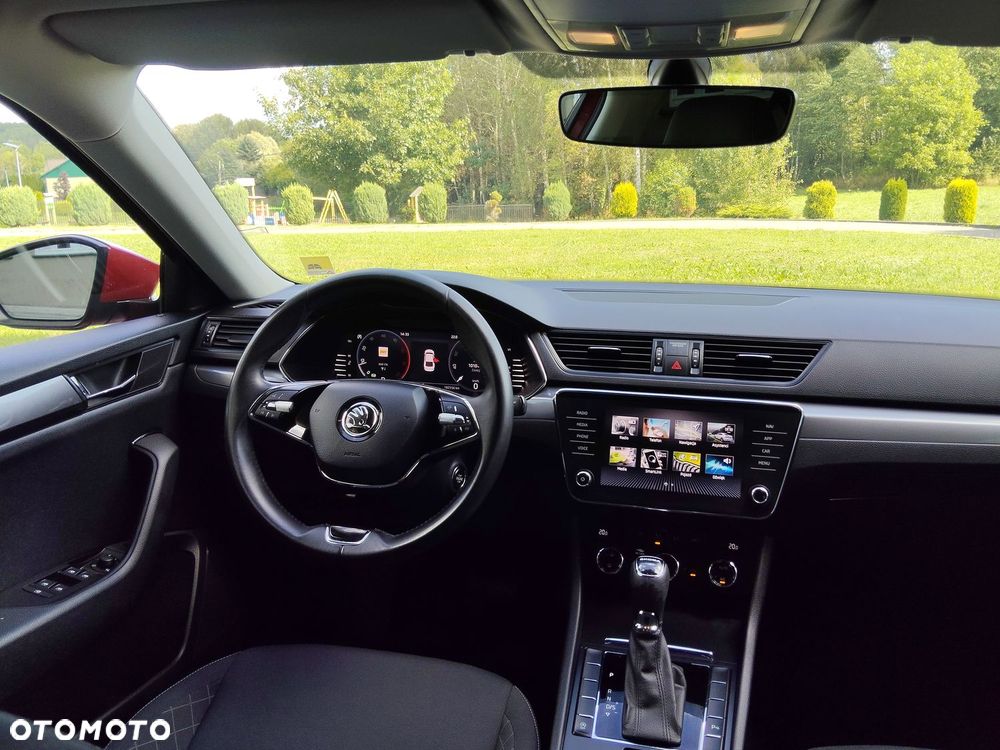 Skoda Superb 2.0 TDI SCR Sportline DSG - 27