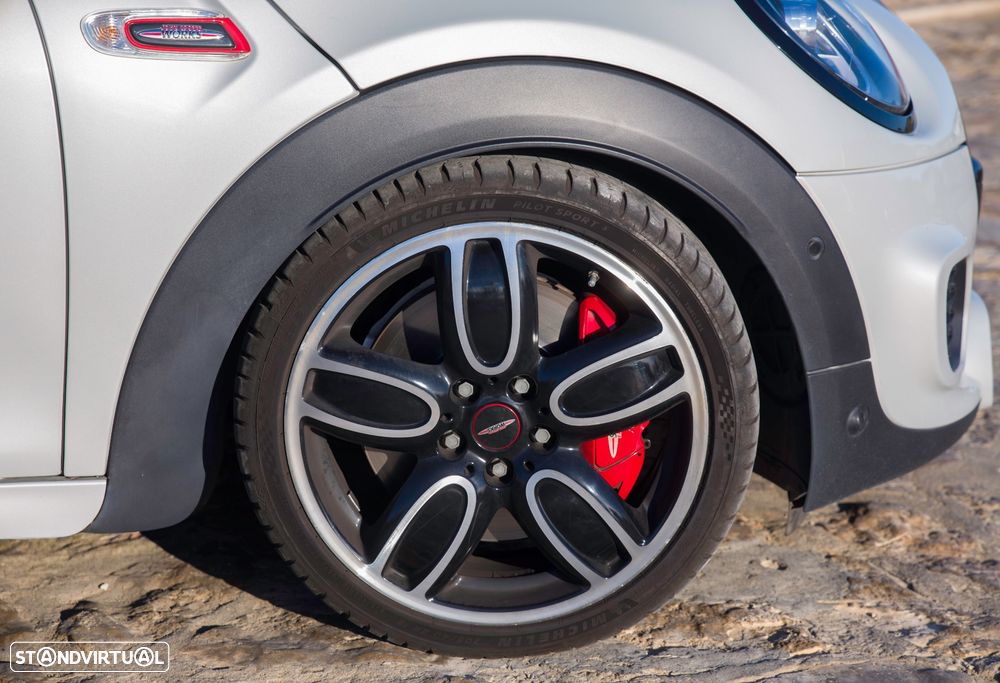 MINI Cabrio John Cooper Works Premium P. JCW Plus - 8