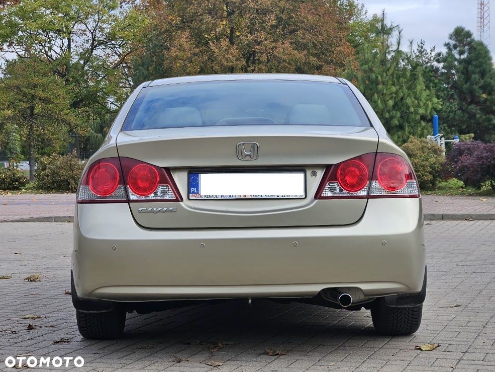 Honda Civic - 8