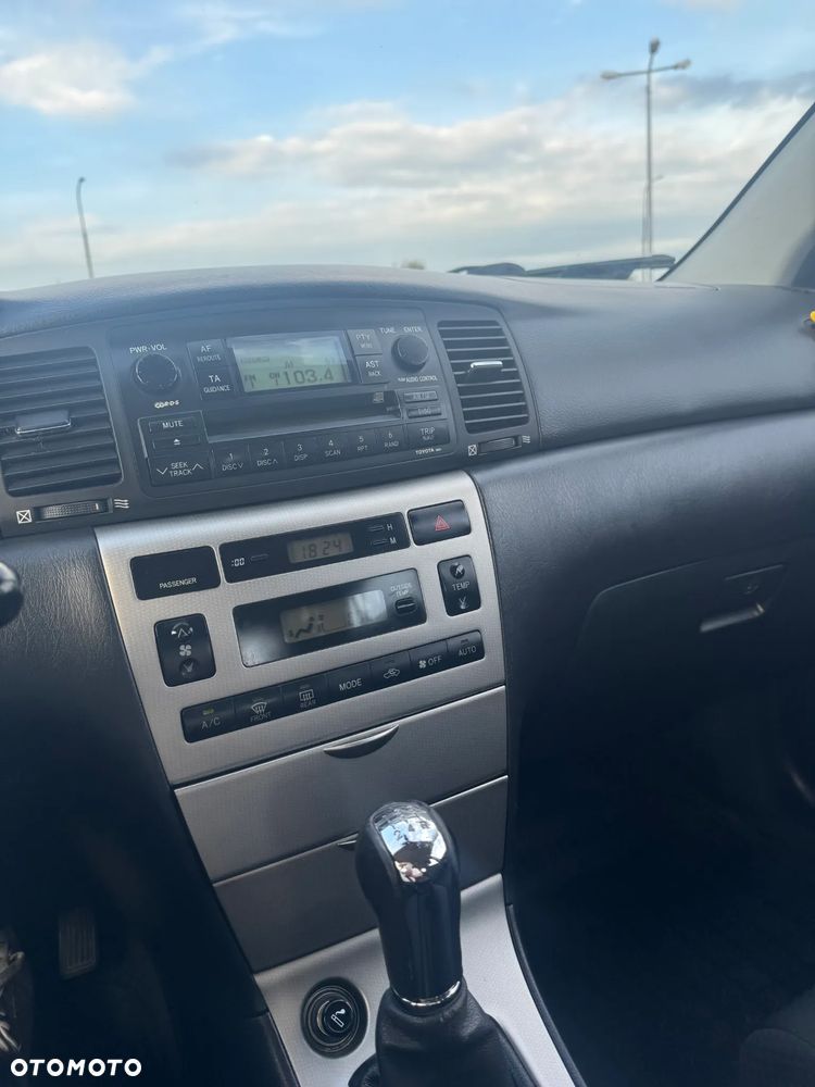 Toyota Corolla 1.6 VVT-i Prestige - 12
