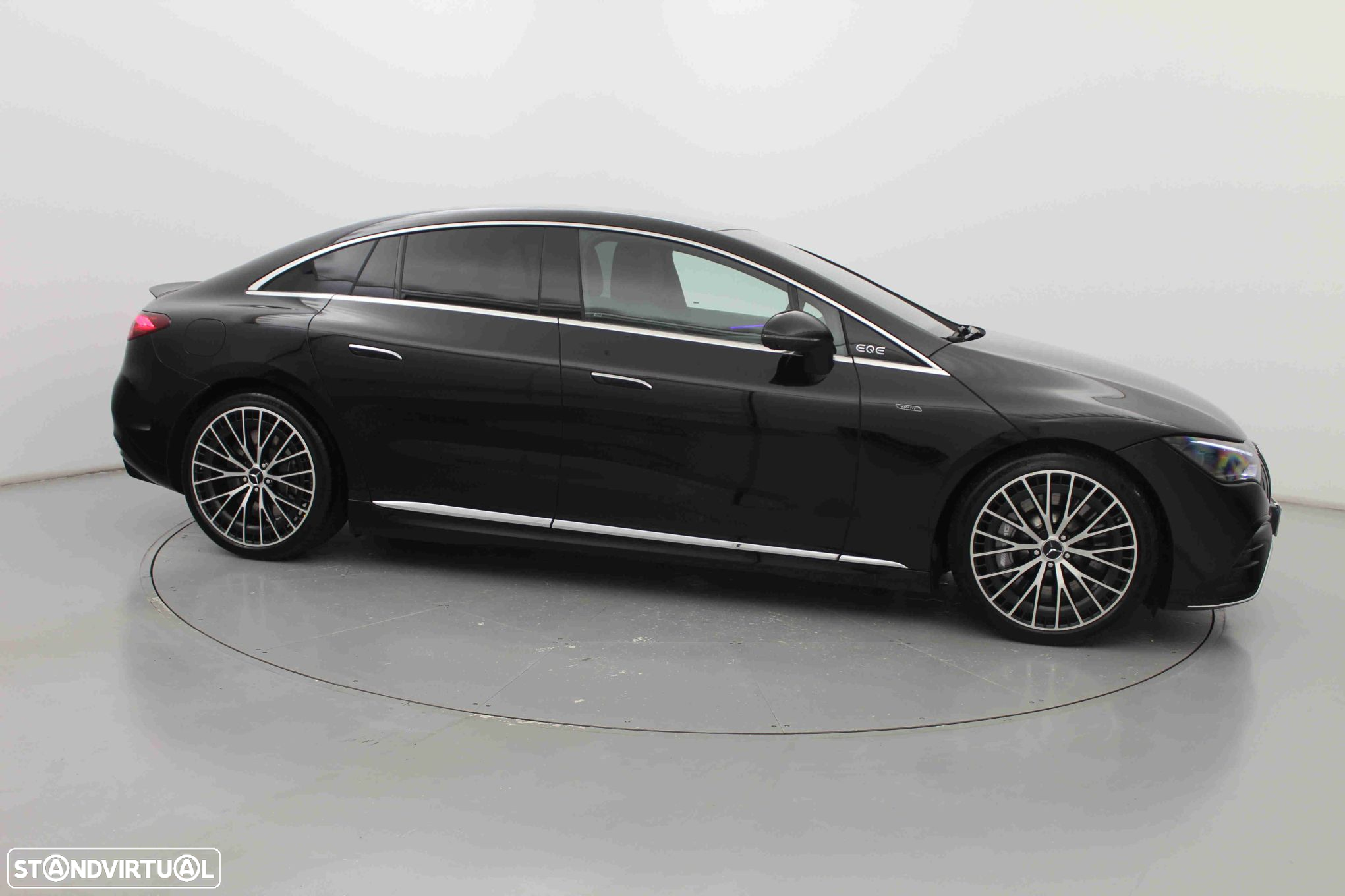 Mercedes-Benz EQE 43 AMG 4Matic - 5