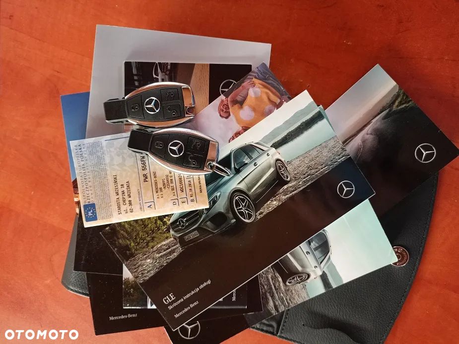 Mercedes-Benz GLE - 30