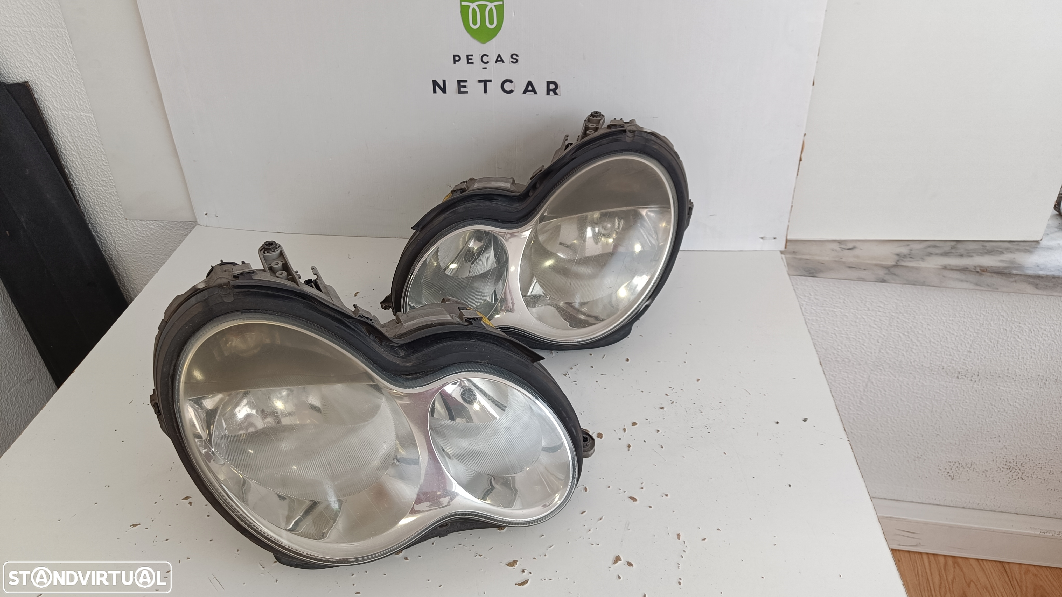 farol óptica Esquerda Mercedes w203 classe C 220 2005 - 2