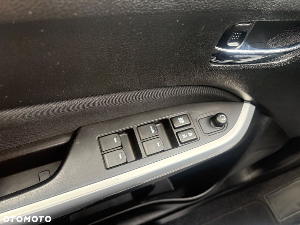 Suzuki Vitara 1.6 DDiS (4x4) Allgrip Comfort - 22