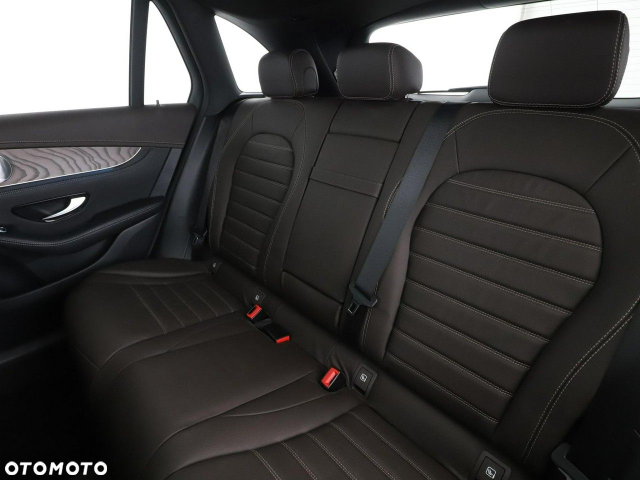 Mercedes-Benz GLC - 17