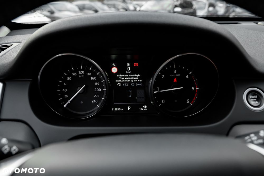 Land Rover Discovery Sport TD4 HSE - 38