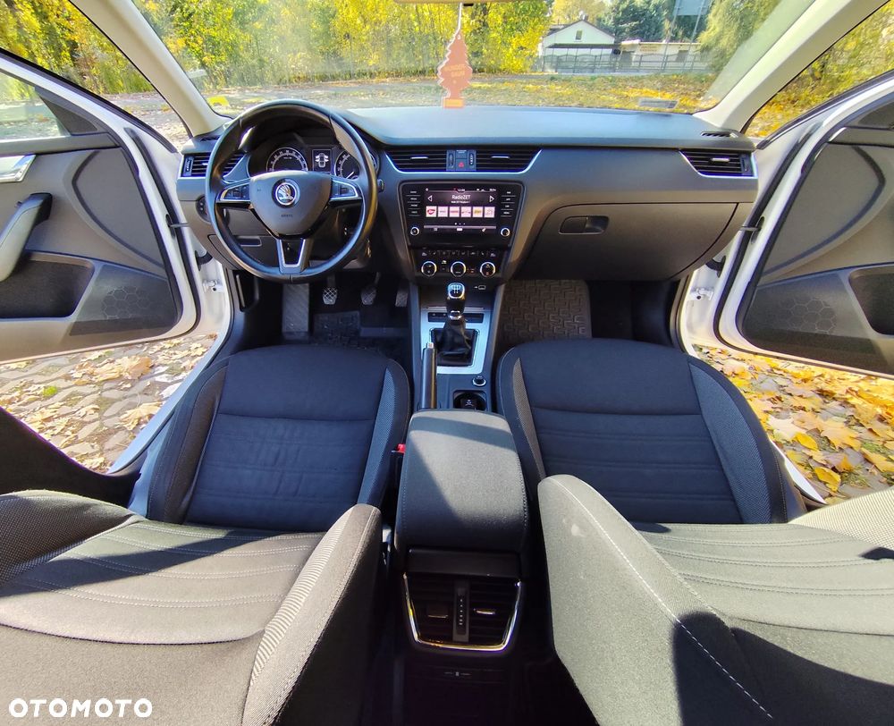 Skoda Octavia 1.6 TDI Ambition - 13