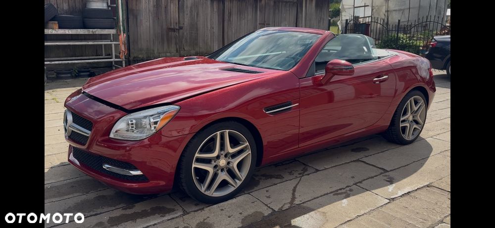 Mercedes-Benz SLK 250 CGI - 5