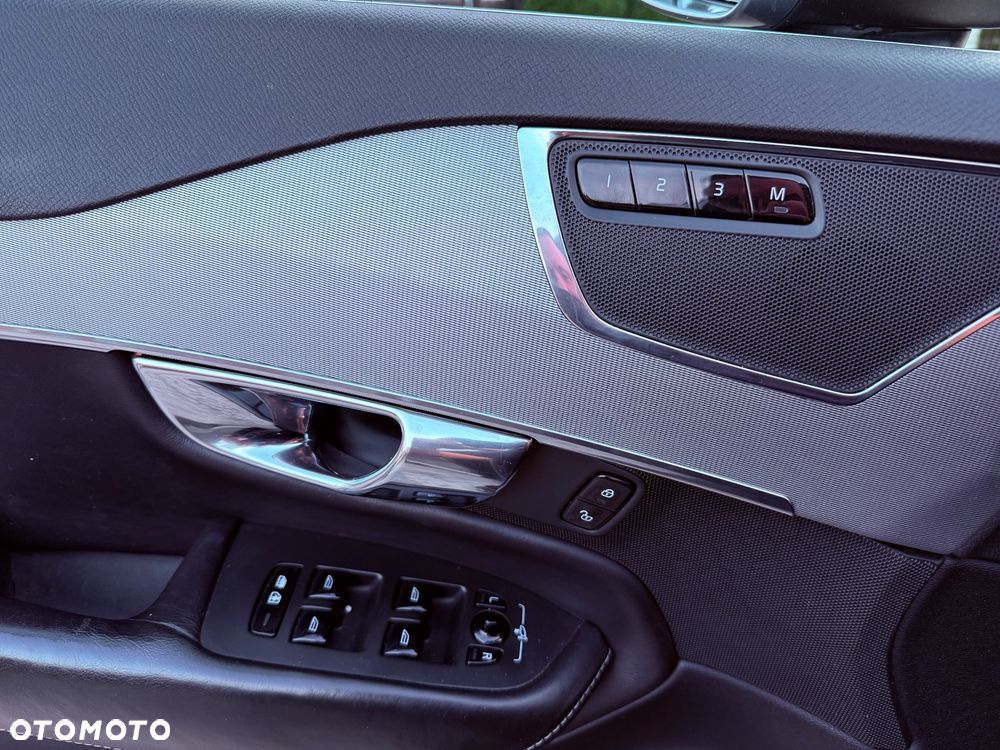 Volvo XC 90 D5 AWD Inscription 7os - 7