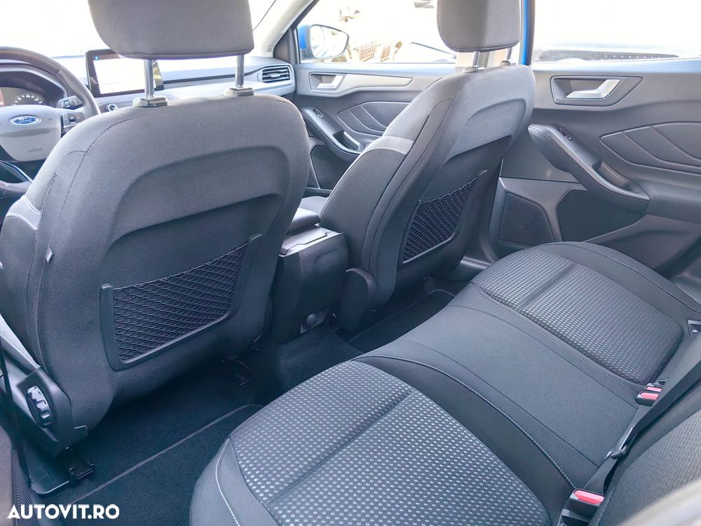 Ford Focus 1.5 EcoBlue Active Business - 17