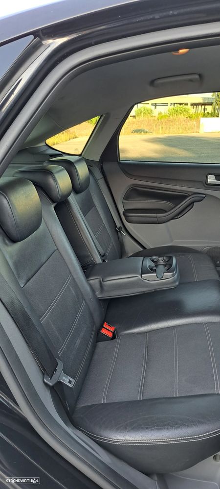 Ford Focus 1.6 TDCi Titanium - 9