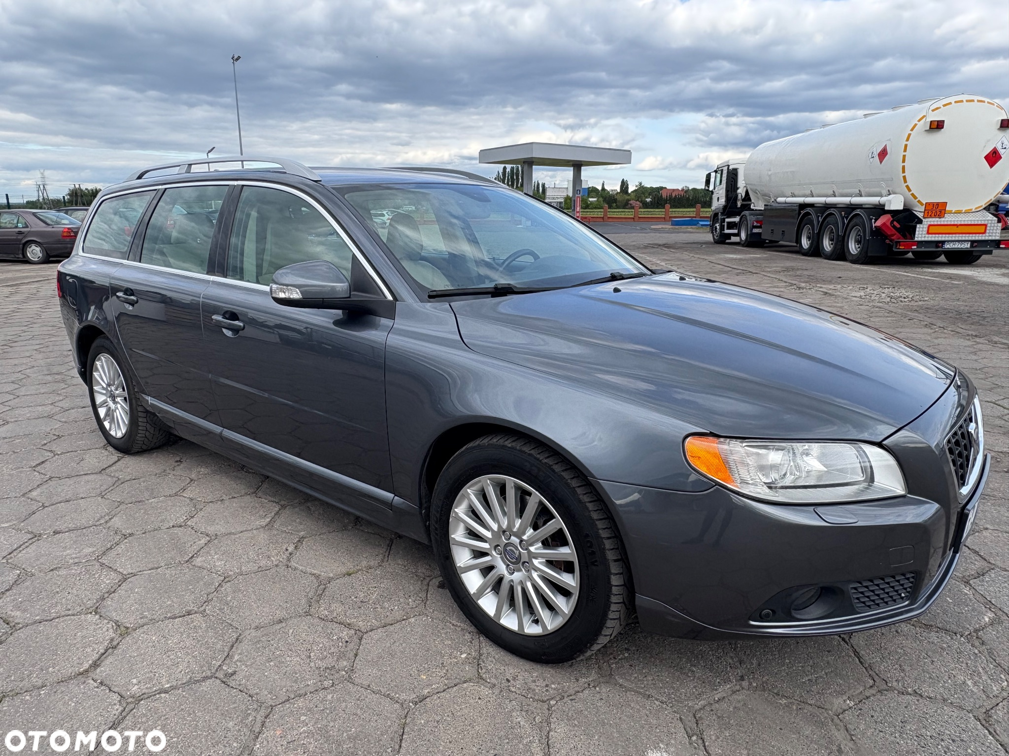 Volvo V70 D4 AWD Summum - 10