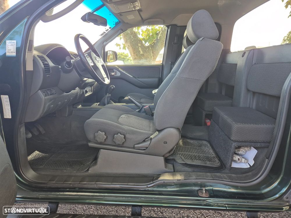 Nissan Navara 2.5 dCi KC SE Comfort - 10