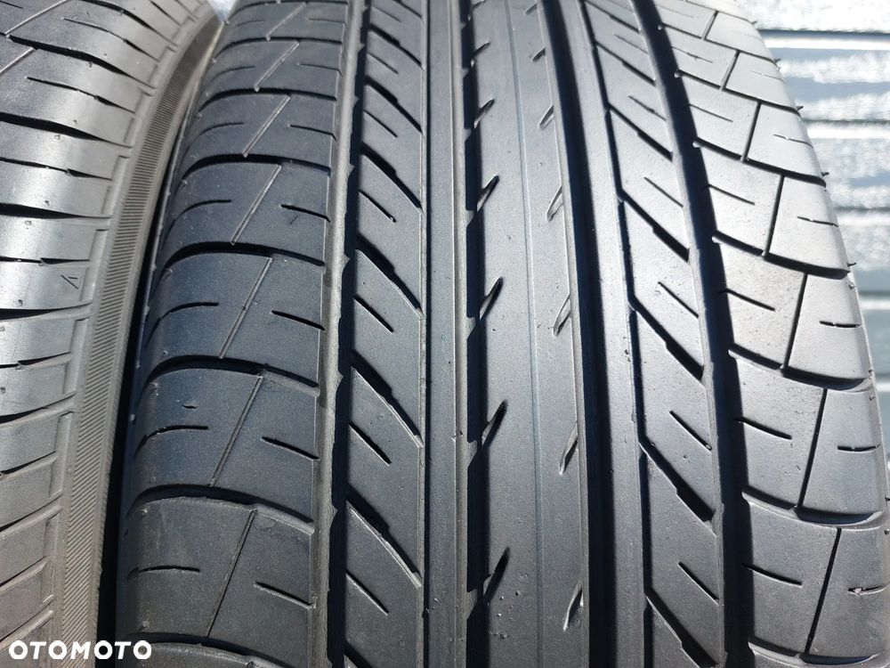 225/55 R18 OPONY YOKOHAMA BLUEARTH E70 DOT18 - 2