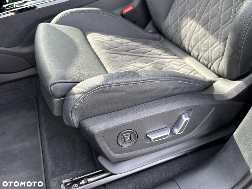 Audi Q6 e-tron - 25