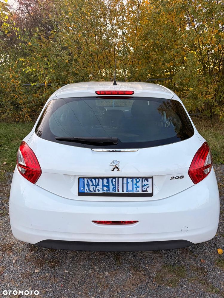 Peugeot 208 - 7