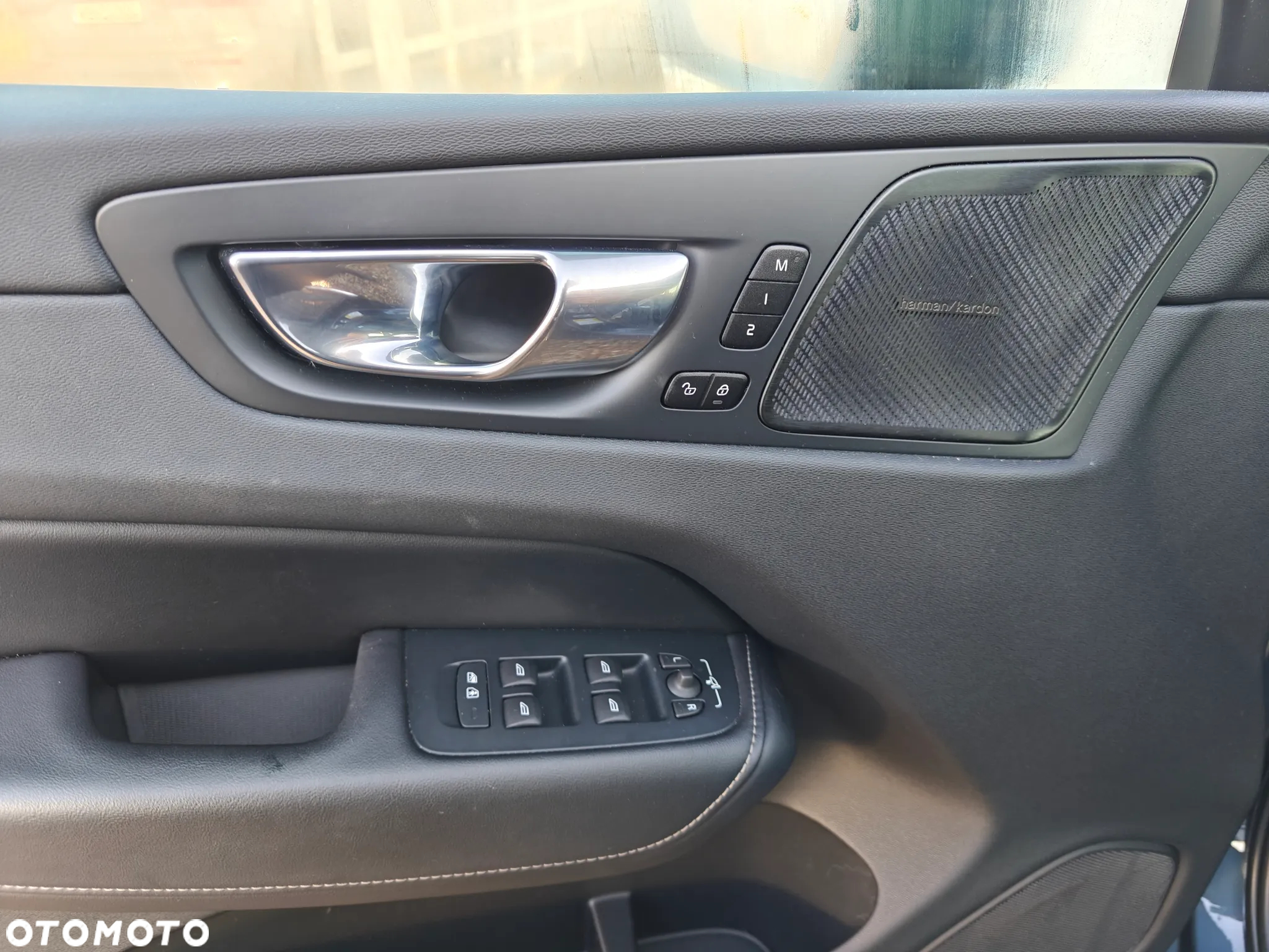 Volvo XC 60 T8 Plug-In Hybrid AWD Inscription - 15