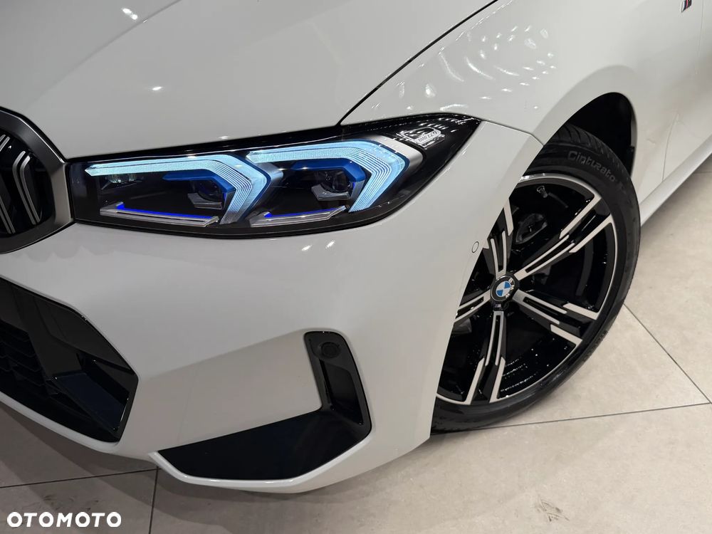 BMW Seria 3 2025 photo 3