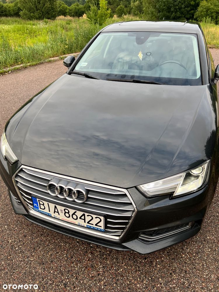 Audi A4 Limousine 2.0 TFSI ultra S tronic design - 4