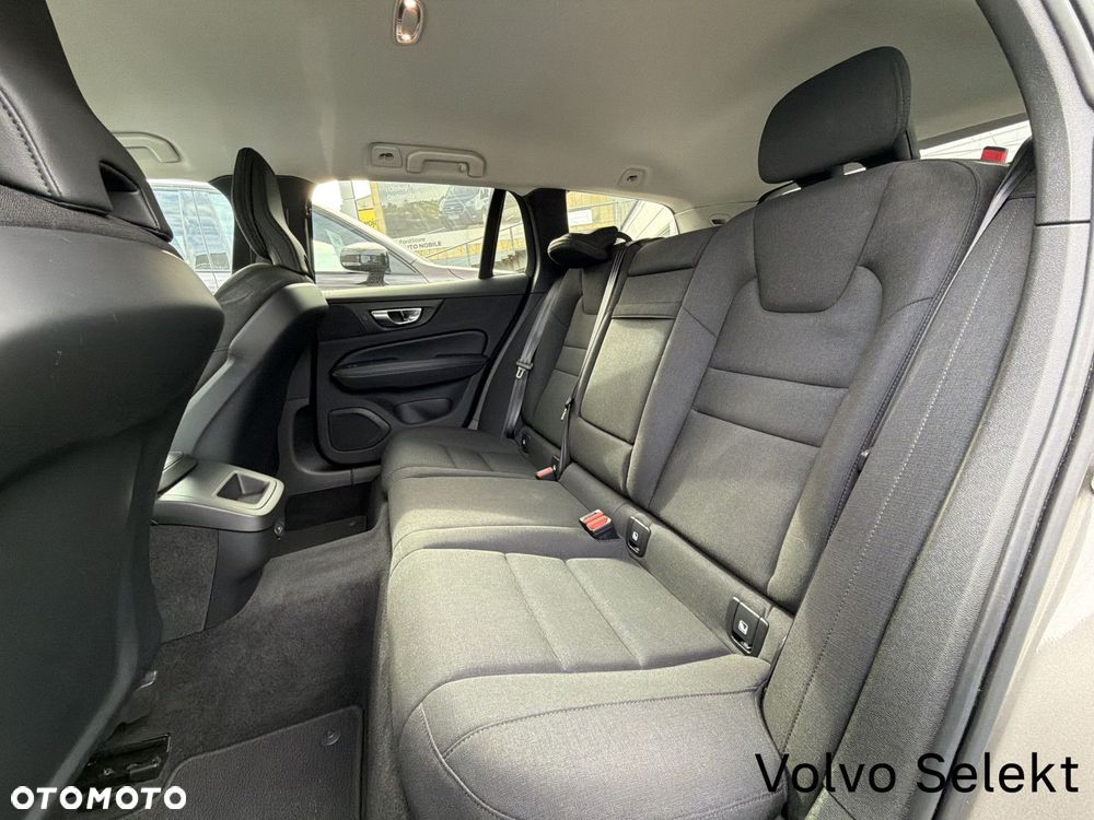 Volvo V60 - 17