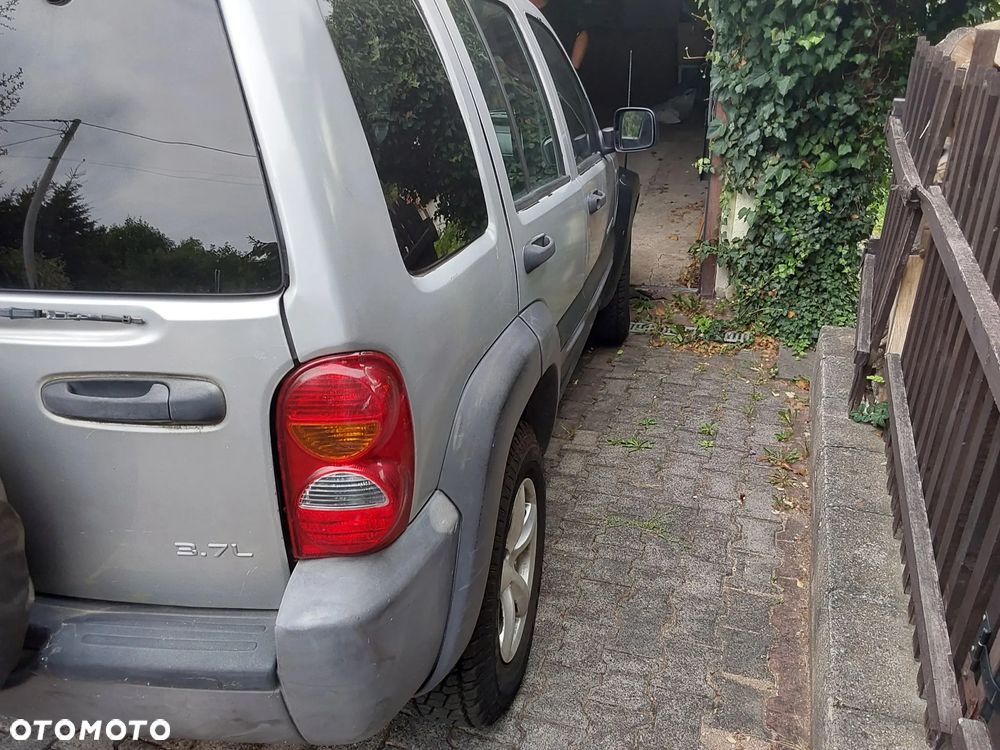 Jeep Liberty 3.7 4x4 - 3