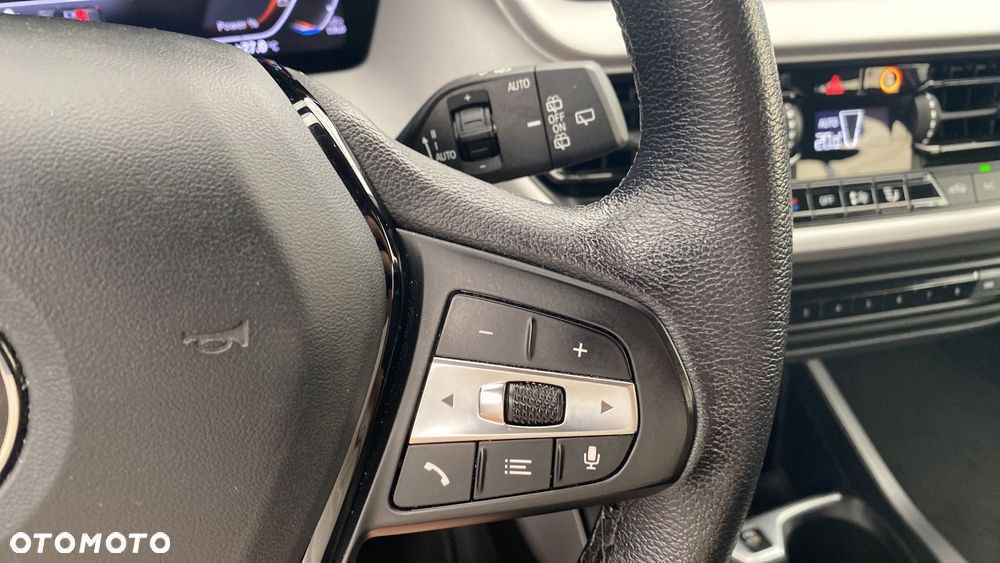 BMW Seria 1 118i Advantage - 20