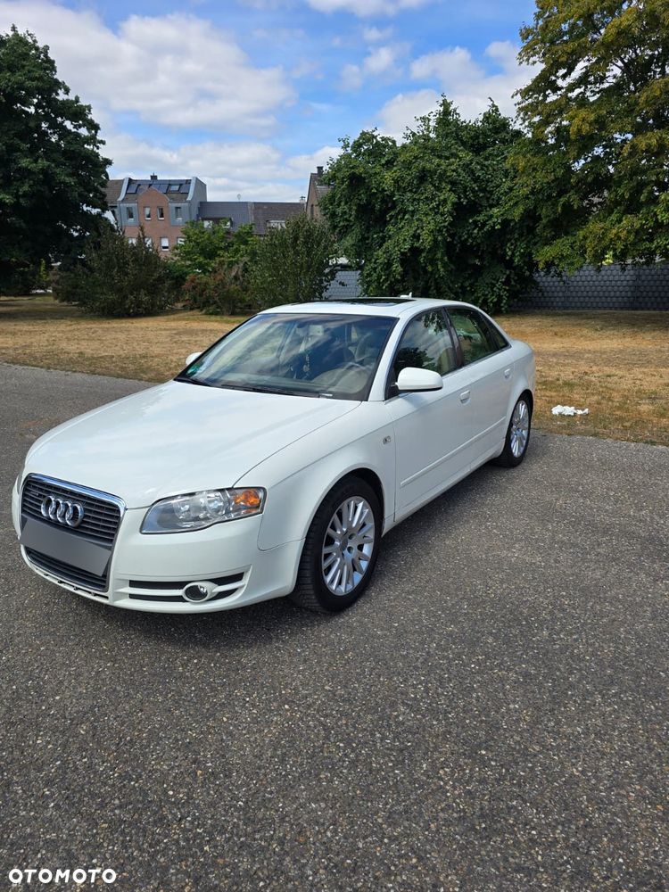 Audi A4 Limousine 2.0 T FSI quattro tiptronic - 1