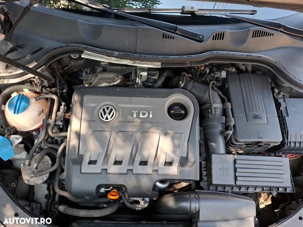 Volkswagen Passat 2.0 TDI Blue TDI Comfortline - 2