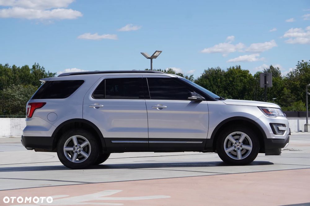 Ford Explorer - 6