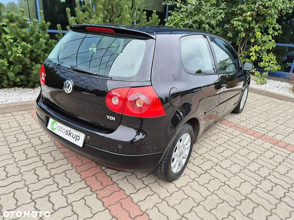 Volkswagen Golf - 17