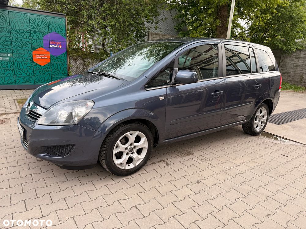 Opel Zafira 1.8 Family - 2