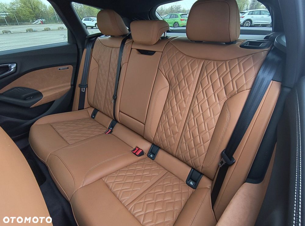 Audi S5 Avant - 37